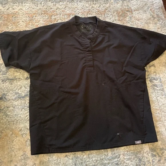 Figs scrub top - Picture 2 of 3